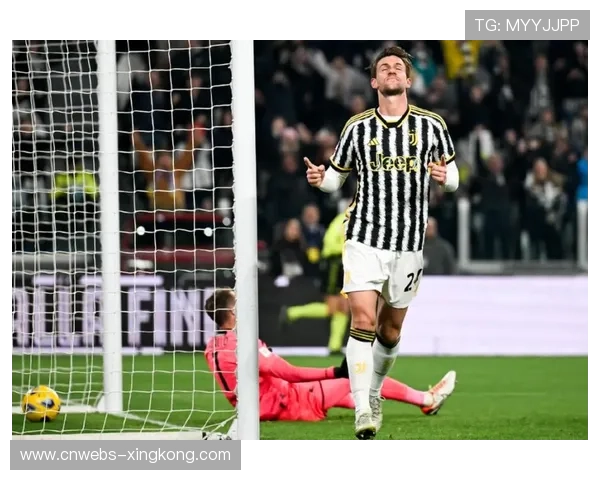 门框两度拒绝比萨，尤文客场逃过劫难